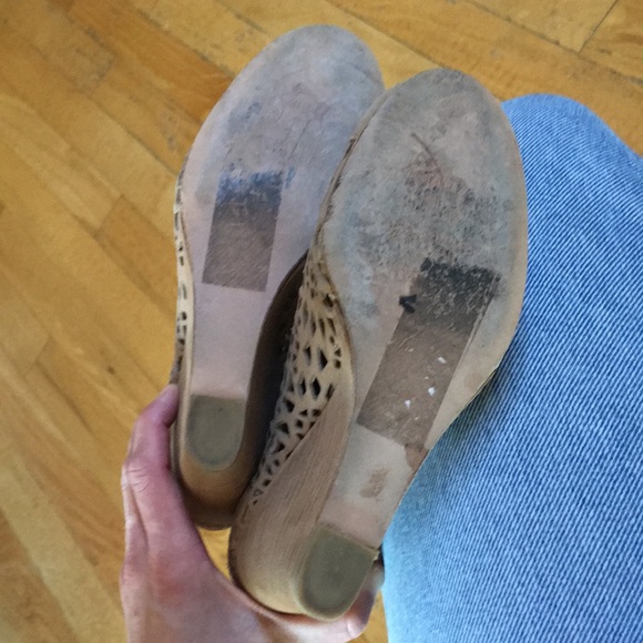 Stuart Weitzman wedge shoes 36 - Picture 2 of 8